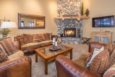 Townhouse in Big Sky - 35 Blue Spruce C1