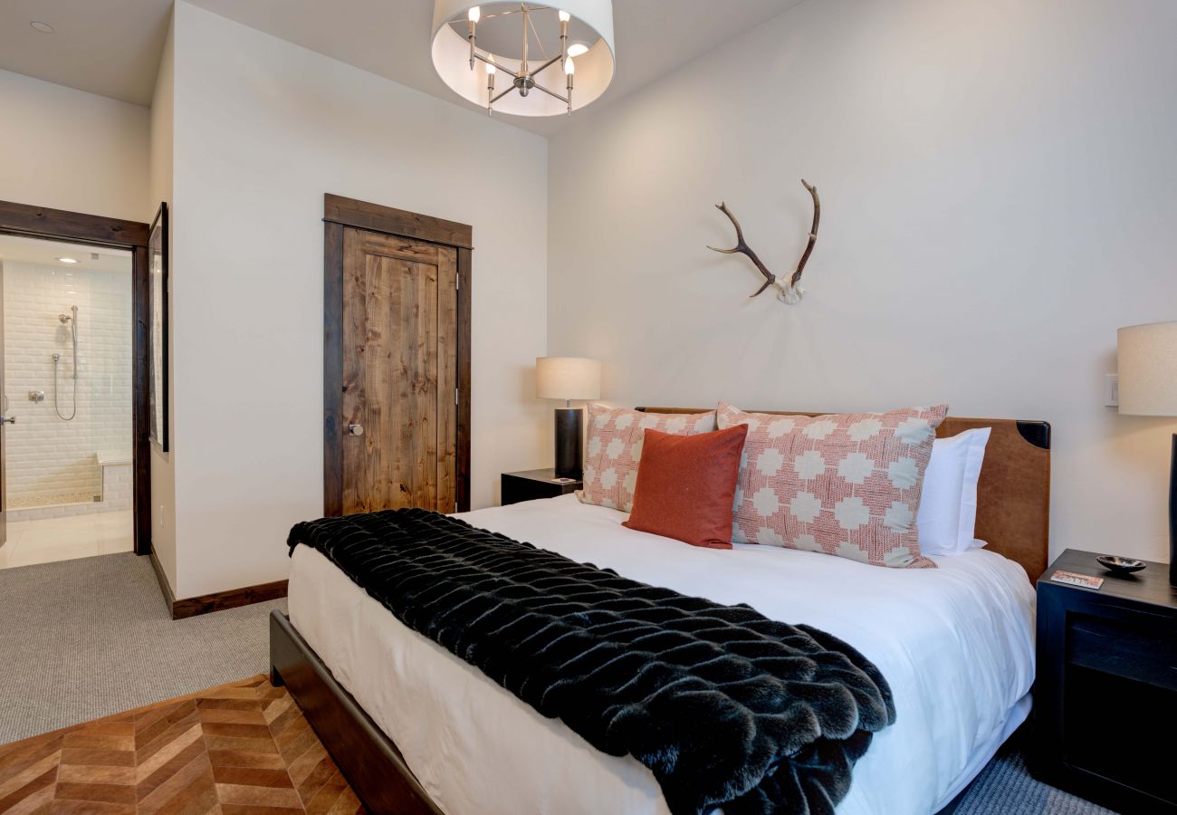 Townhouse in Big Sky - Luxury Big Sky Ski Retreat - Moonlight Basin 