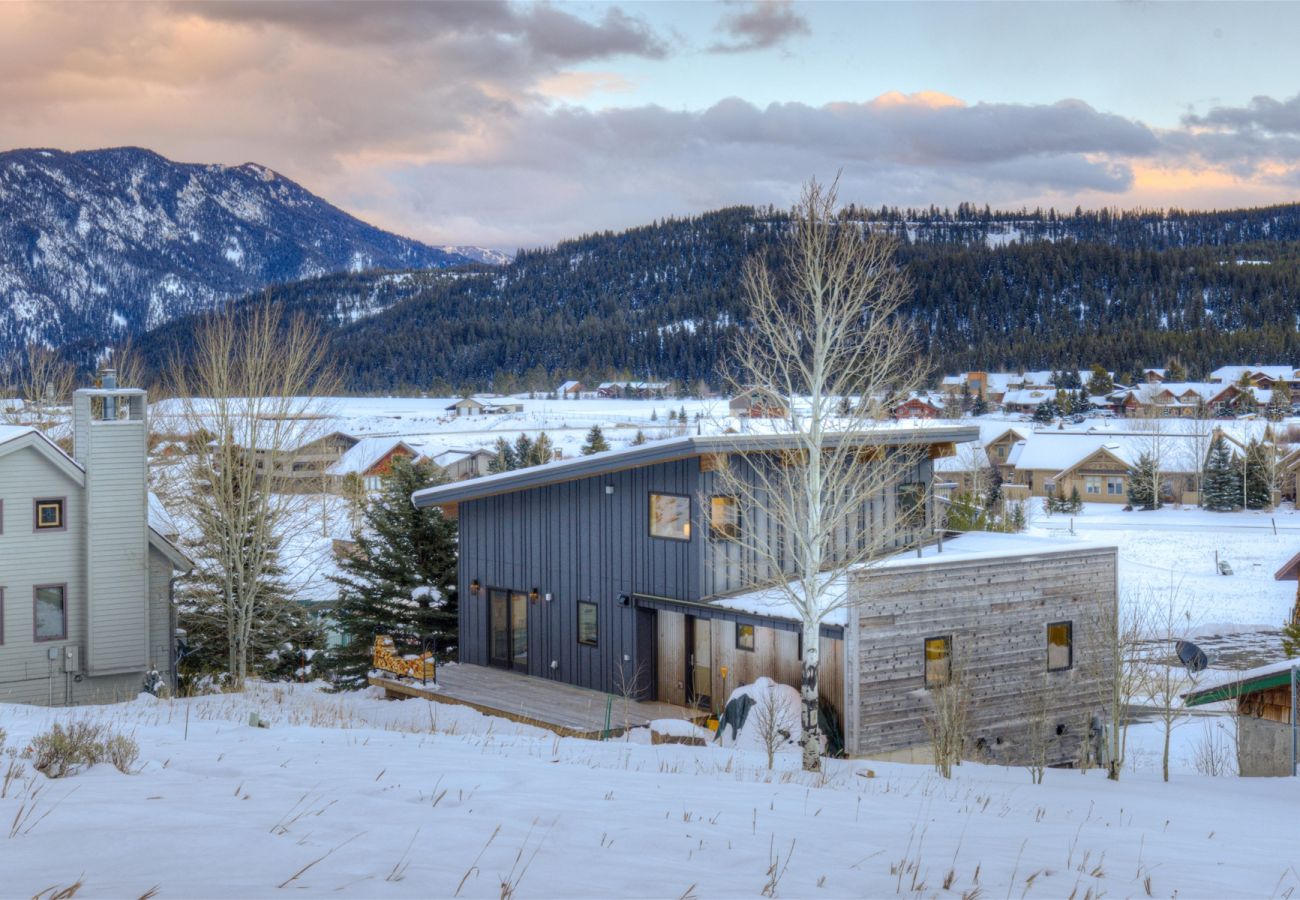 House in Big Sky - Luxury Big Sky Modern Single Family Home
