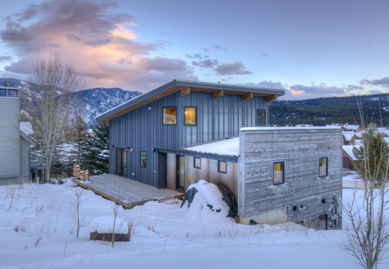 House in Big Sky - Luxury Big Sky Modern Single Family Home
