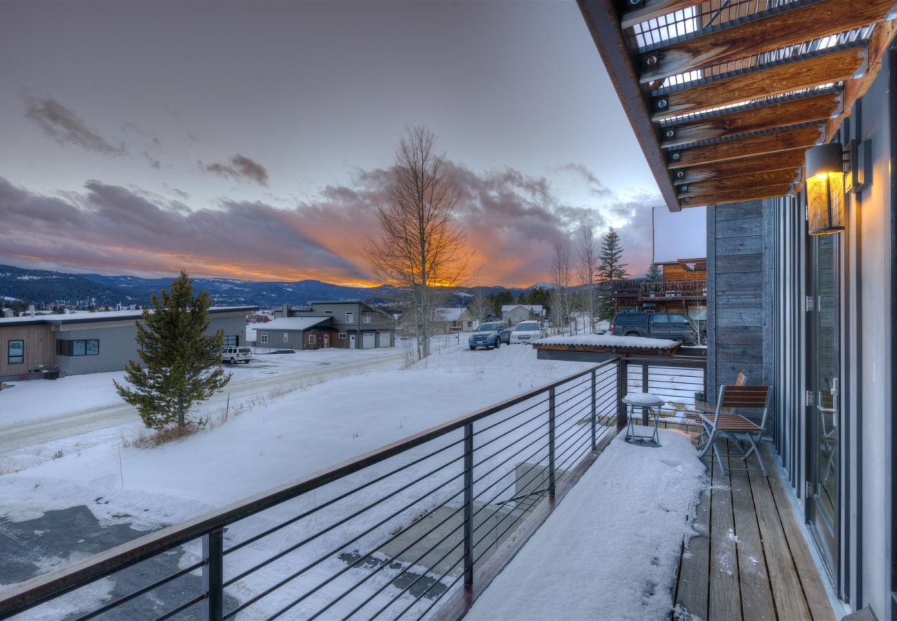 House in Big Sky - Luxury Big Sky Modern Single Family Home