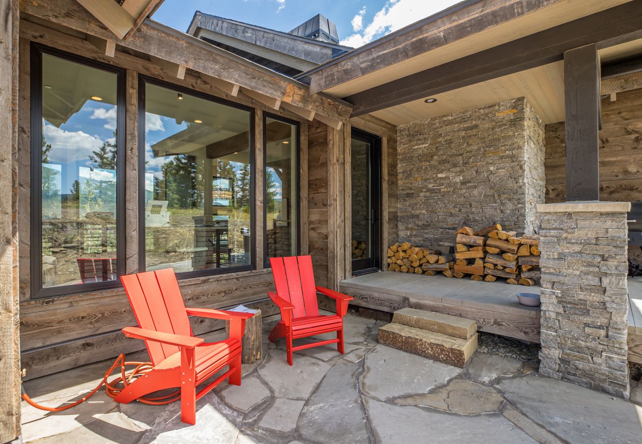 House in Big Sky -  Breathtaking Big Sky Luxury Retreat