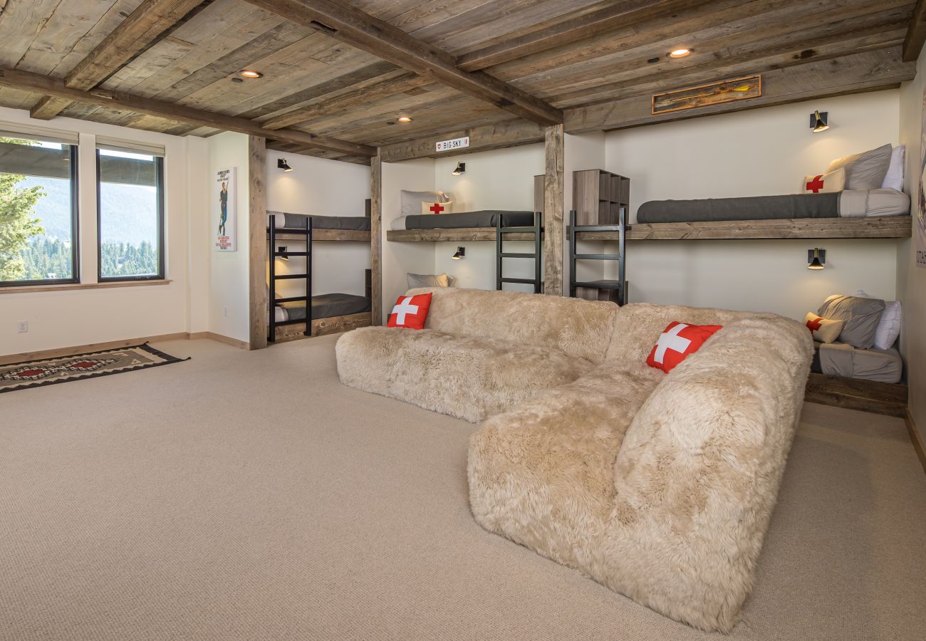 House in Big Sky -  Breathtaking Big Sky Luxury Retreat