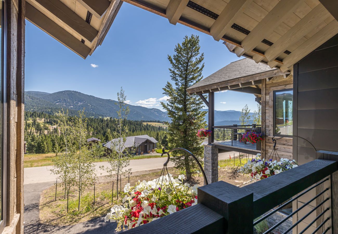 House in Big Sky -  Breathtaking Big Sky Luxury Retreat