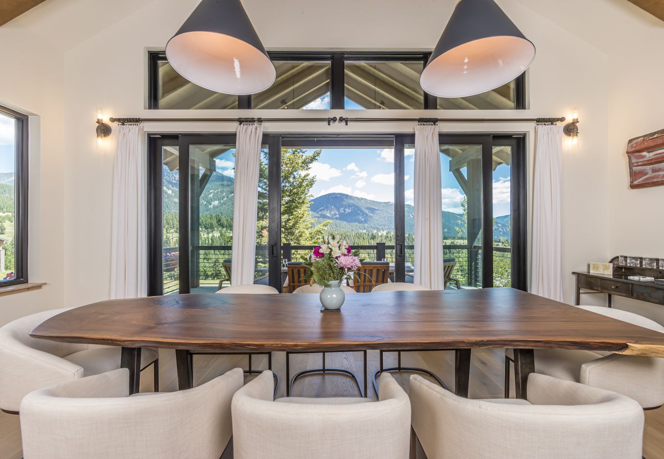 House in Big Sky -  Breathtaking Big Sky Luxury Retreat
