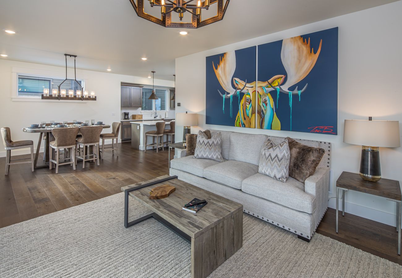 Townhouse in Big Sky - Luxury Townhome in the Heart of Big Sky