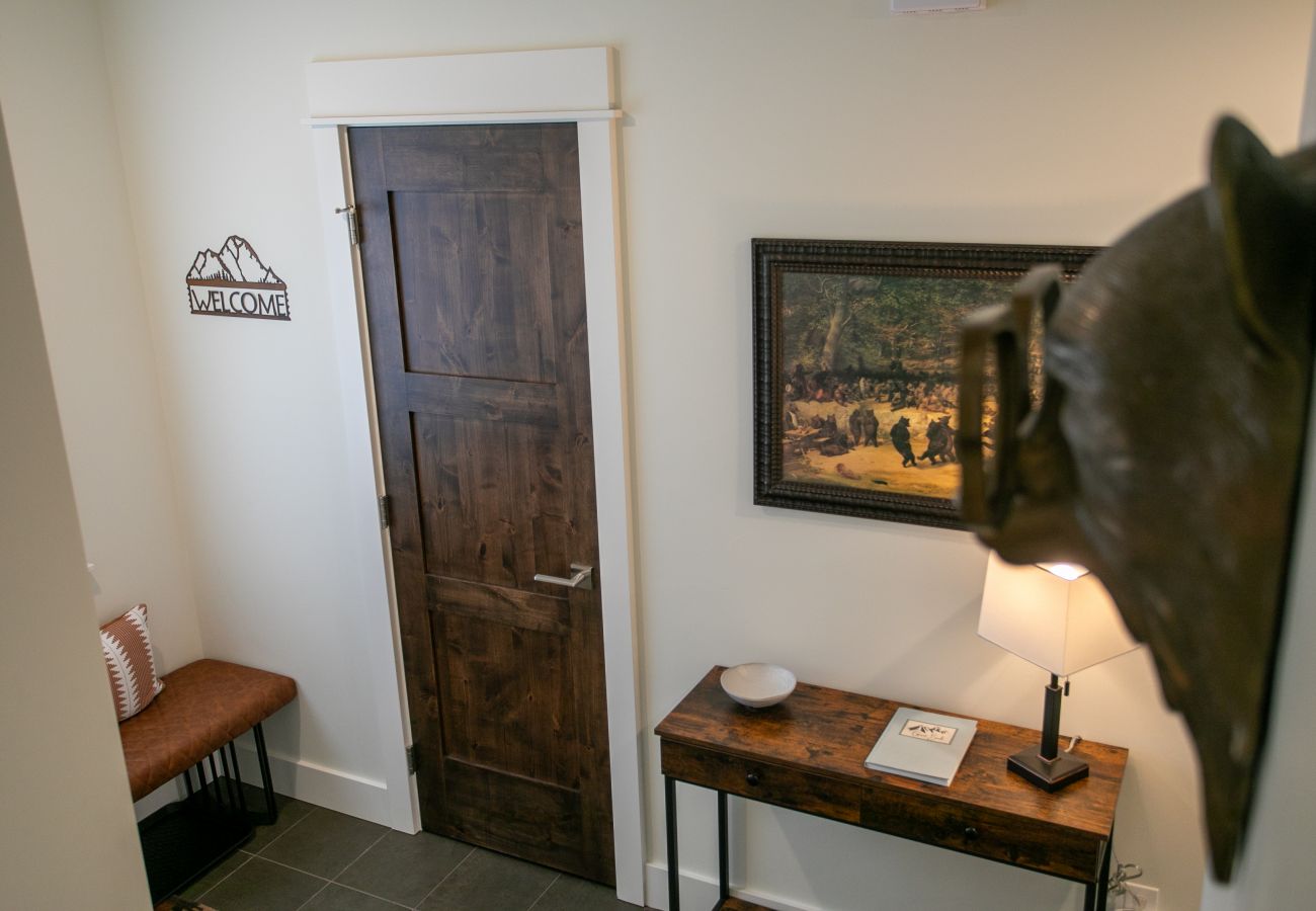 Townhouse in Big Sky - Luxury Townhome in the Heart of Big Sky