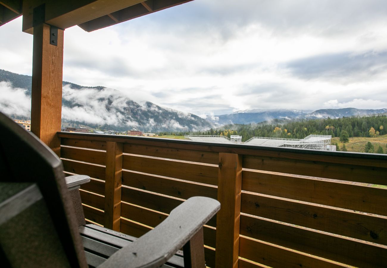 Townhouse in Big Sky - Luxury Townhome in the Heart of Big Sky