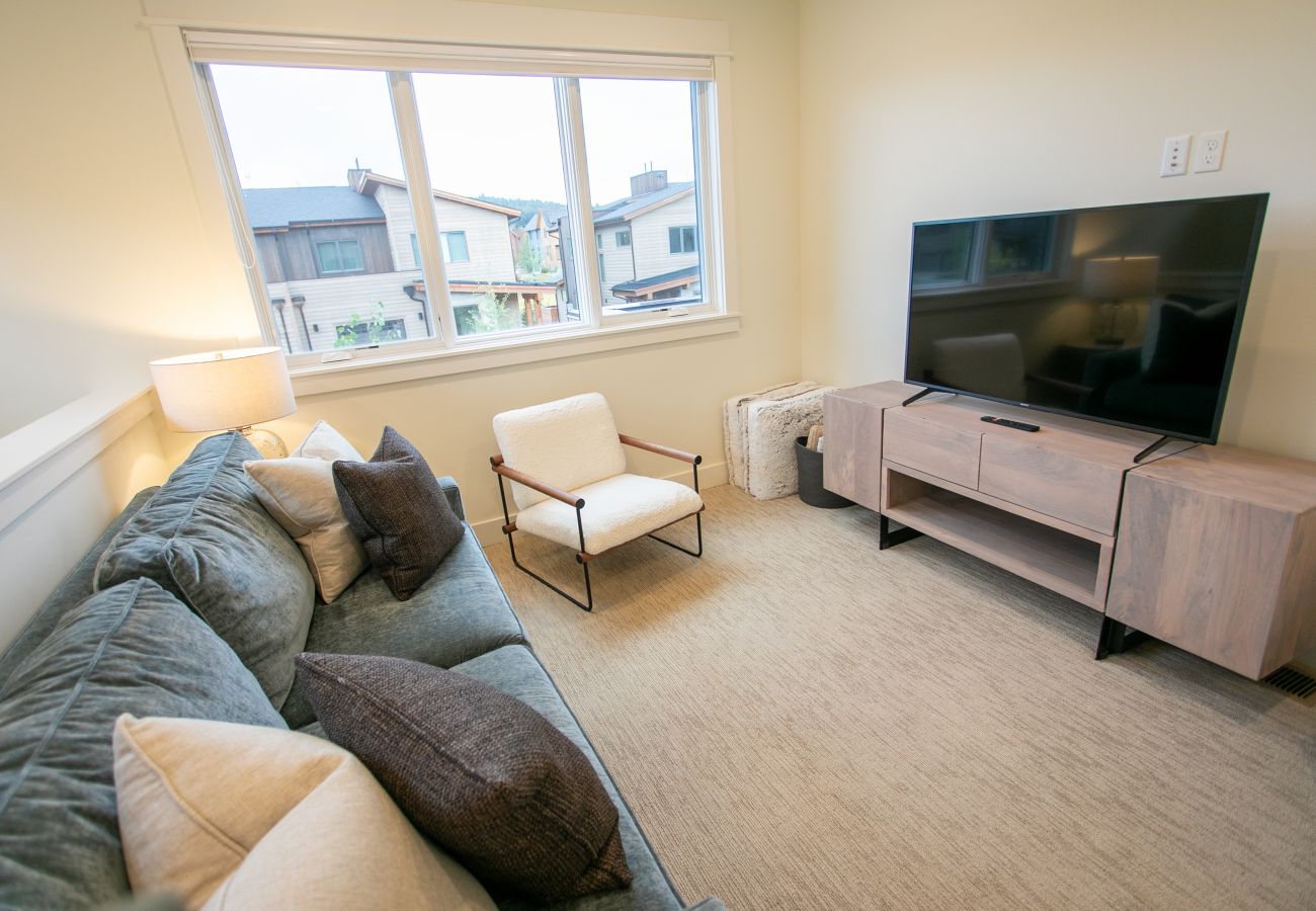Townhouse in Big Sky - Luxury Townhome in the Heart of Big Sky