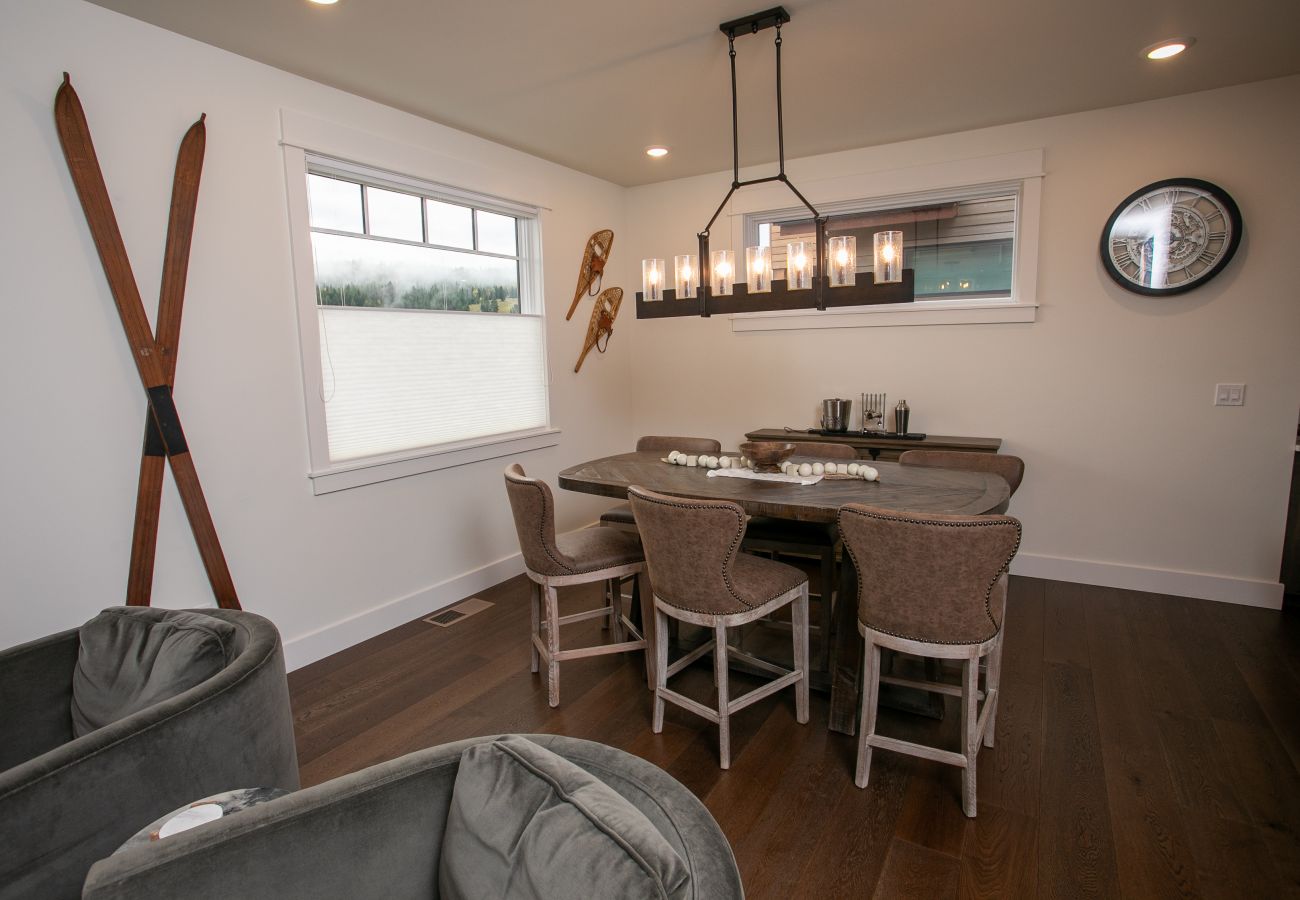 Townhouse in Big Sky - Luxury Townhome in the Heart of Big Sky
