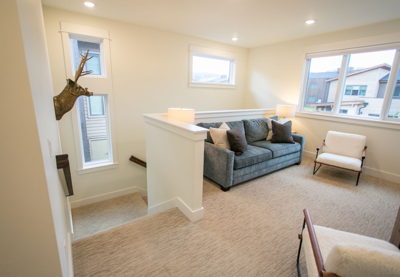 Townhouse in Big Sky - Luxury Townhome in the Heart of Big Sky