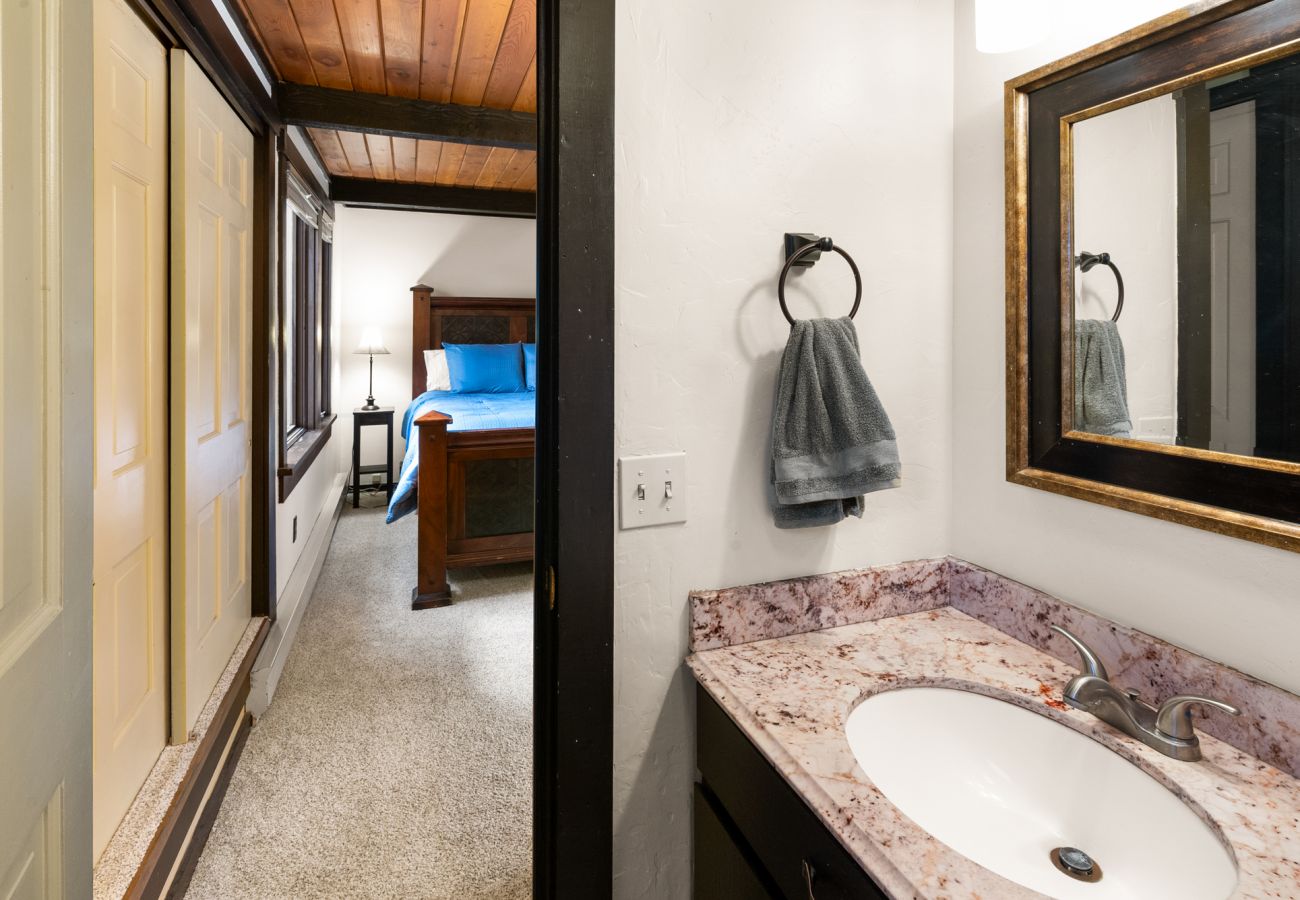 Condominium in Big Sky -  Big Sky Meadow Retreat 1 Bedroom Plus Loft