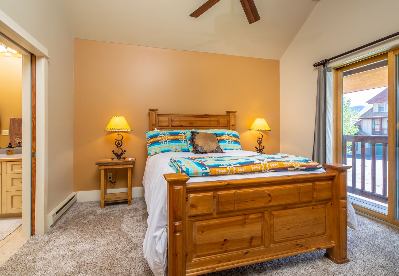 Townhouse in Big Sky - Mountain Modern Townhome 
