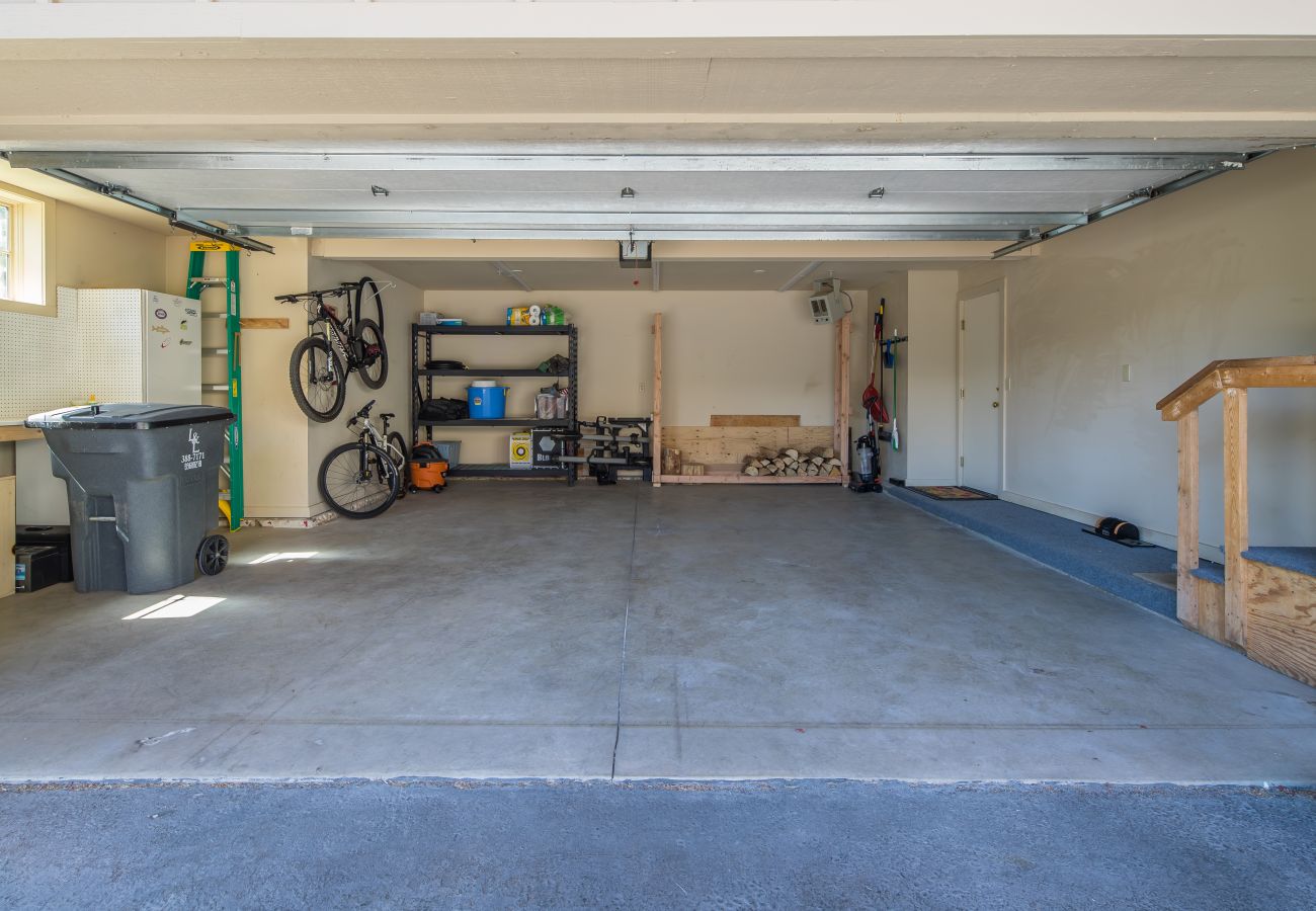 Townhouse in Big Sky - Mountain Modern Townhome 