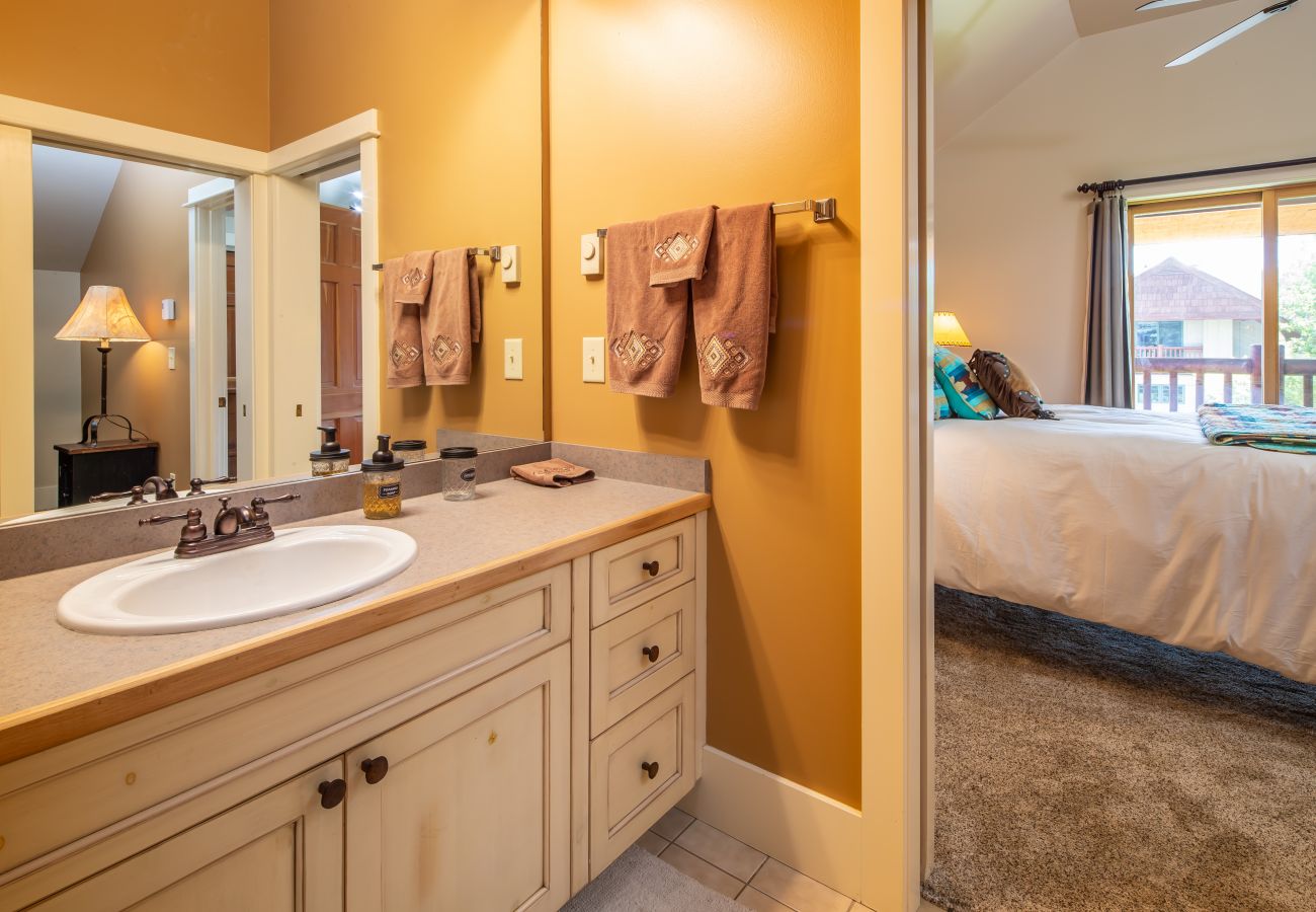Townhouse in Big Sky - Mountain Modern Townhome 