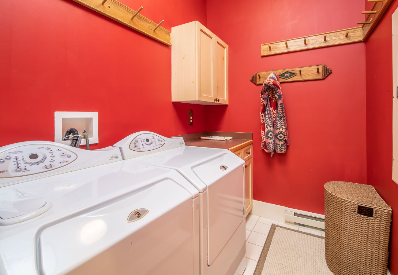 Townhouse in Big Sky - Mountain Modern Townhome 