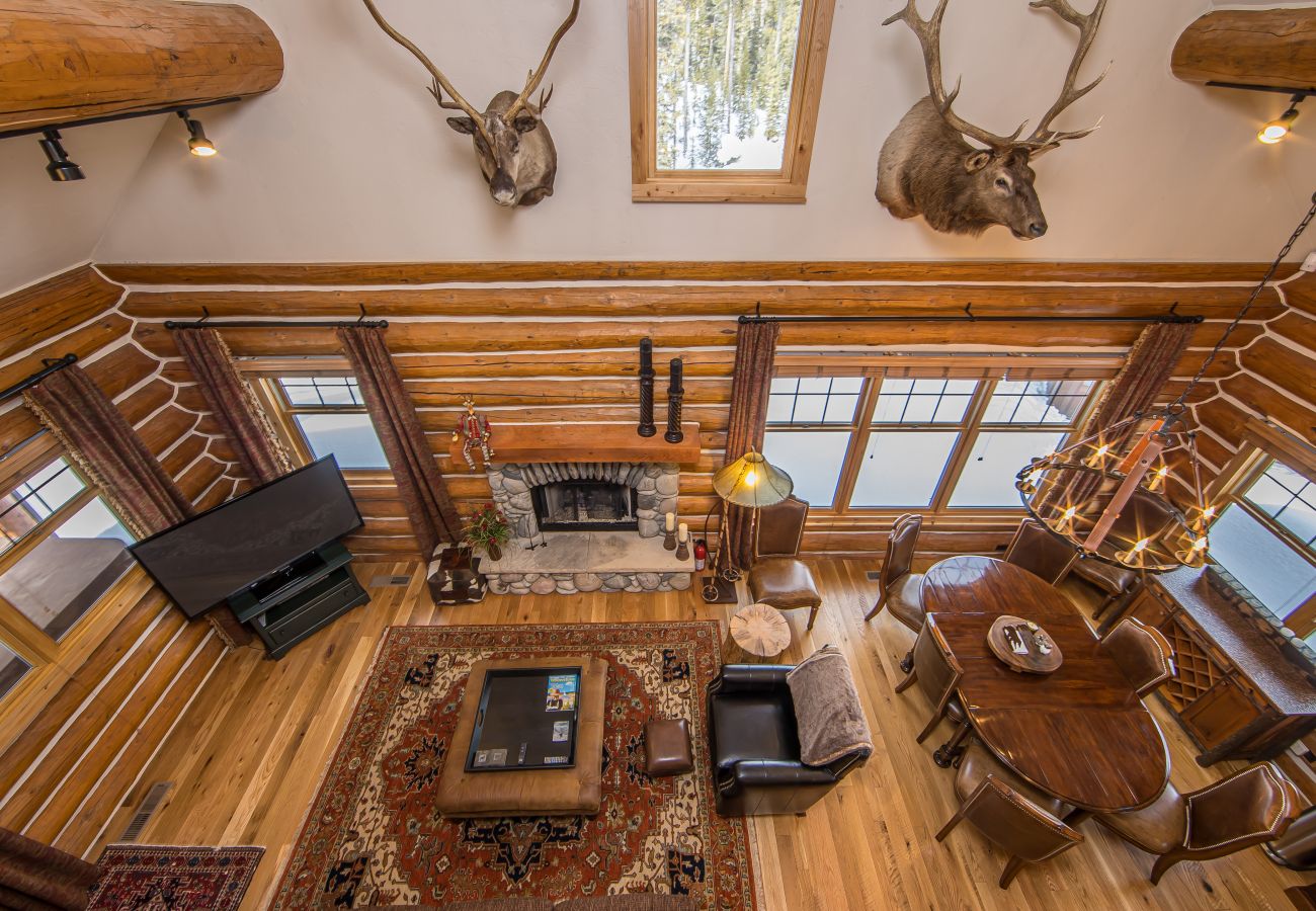 House in Big Sky - 4 Bedroom Ski-In-Ski-Out Big Sky Cabin