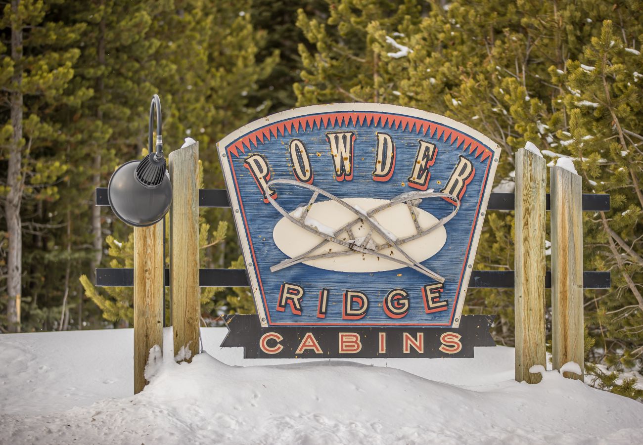 House in Big Sky - 4 Bedroom Ski-In-Ski-Out Big Sky Cabin