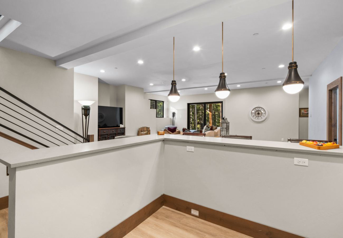 House in Big Sky - Big Sky Ski Retreat