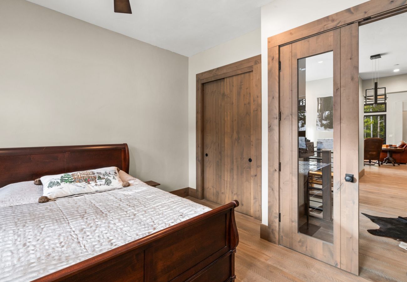 House in Big Sky - Big Sky Ski Retreat