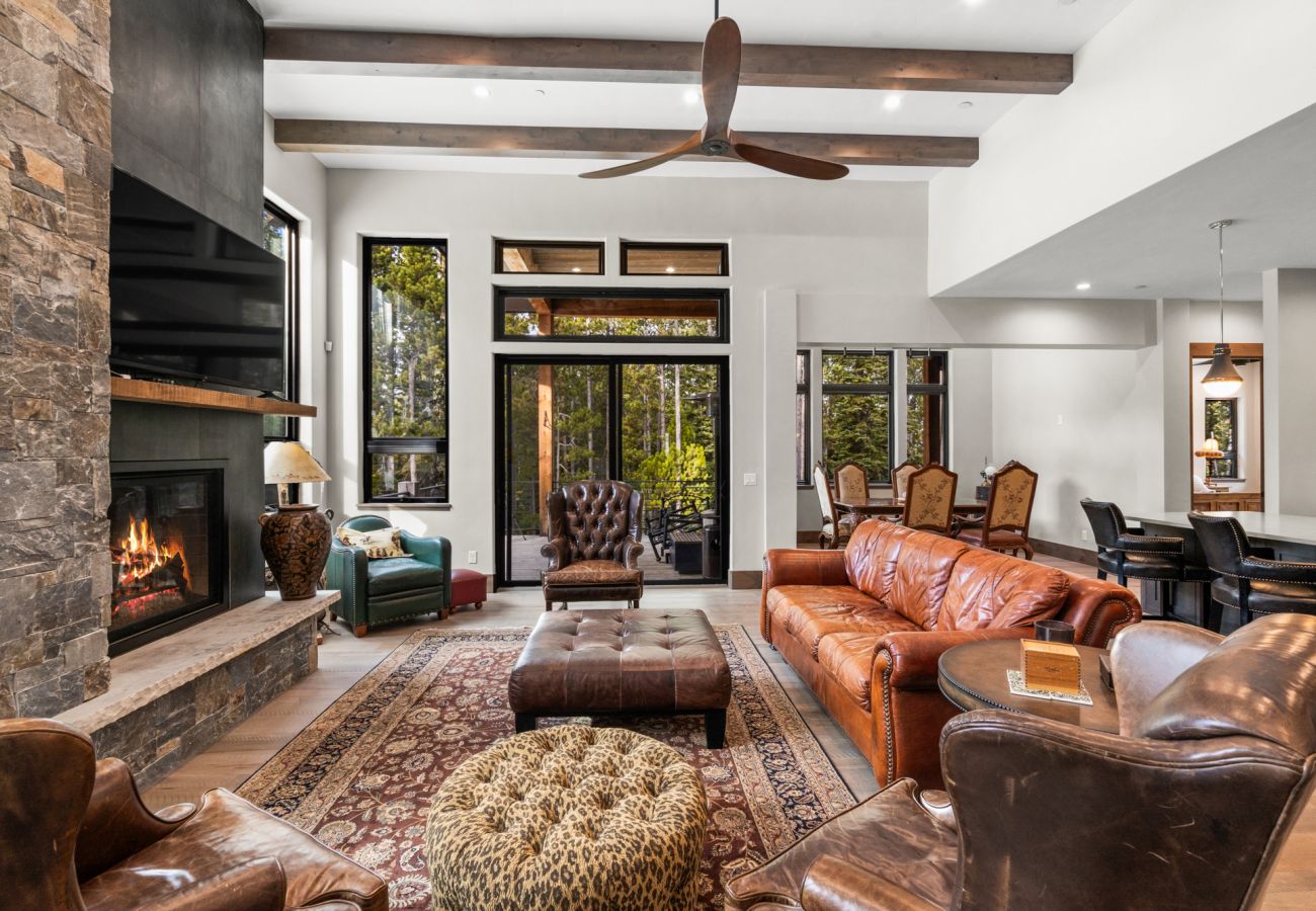House in Big Sky - Big Sky Ski Retreat