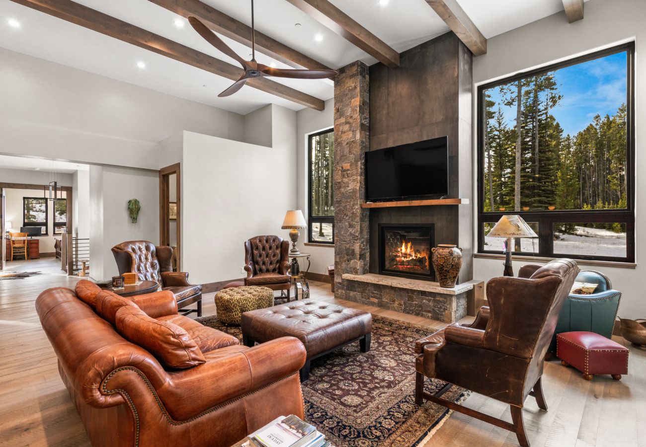 House in Big Sky - Big Sky Ski Retreat