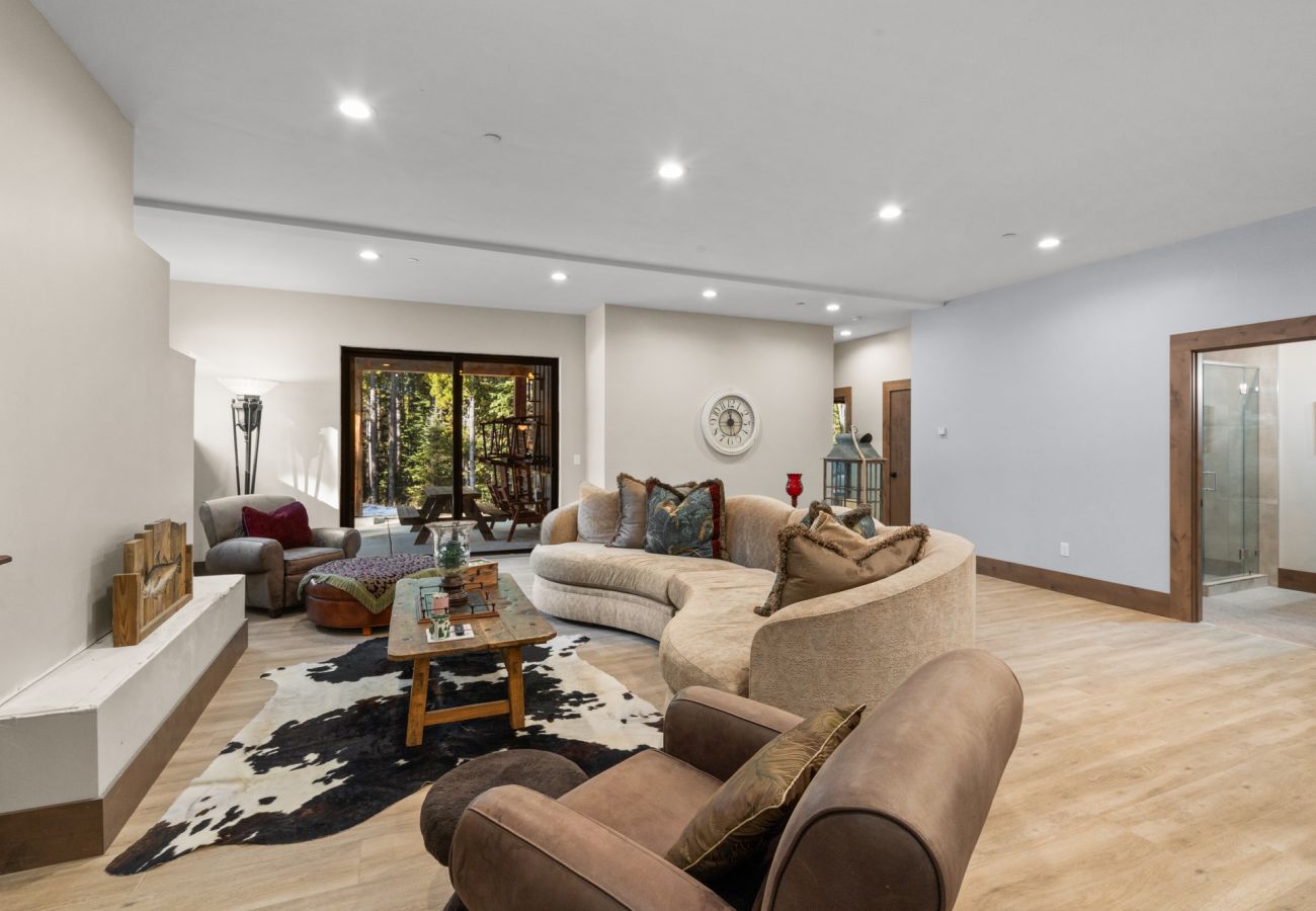 House in Big Sky - Big Sky Ski Retreat