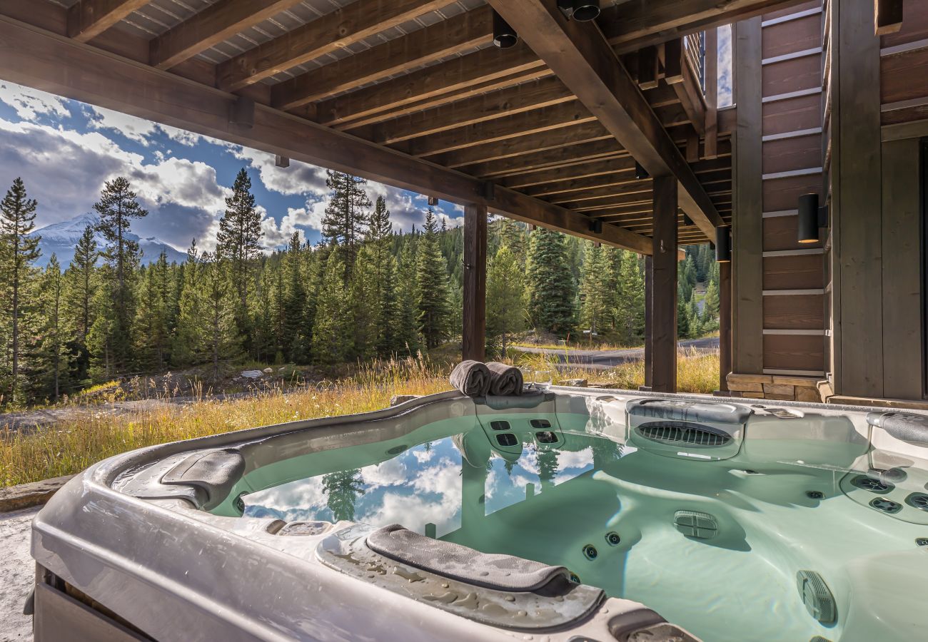 House in Big Sky -  Stunning Big Sky Vacation Home