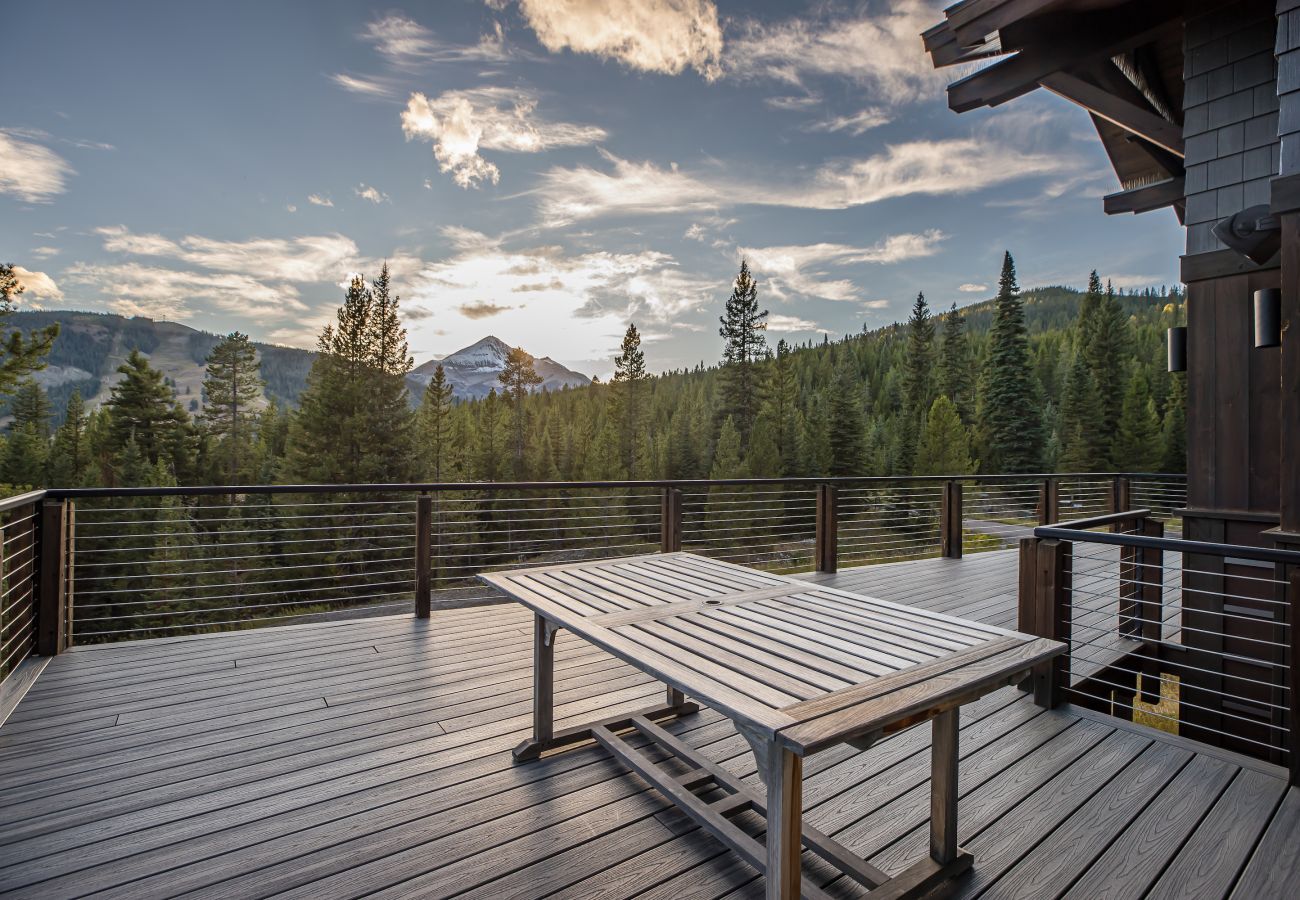 House in Big Sky -  Stunning Big Sky Vacation Home
