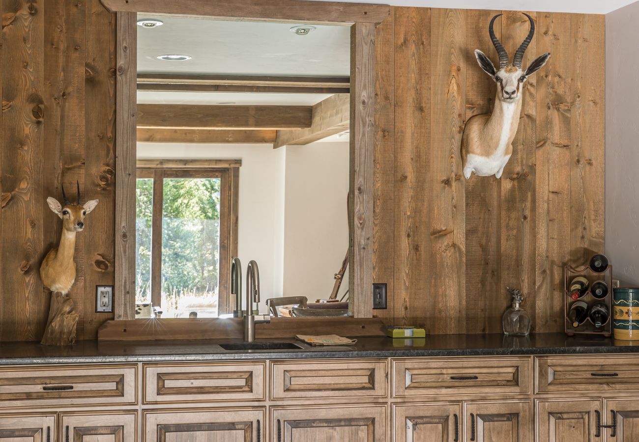 House in Big Sky -  Stunning Big Sky Vacation Home