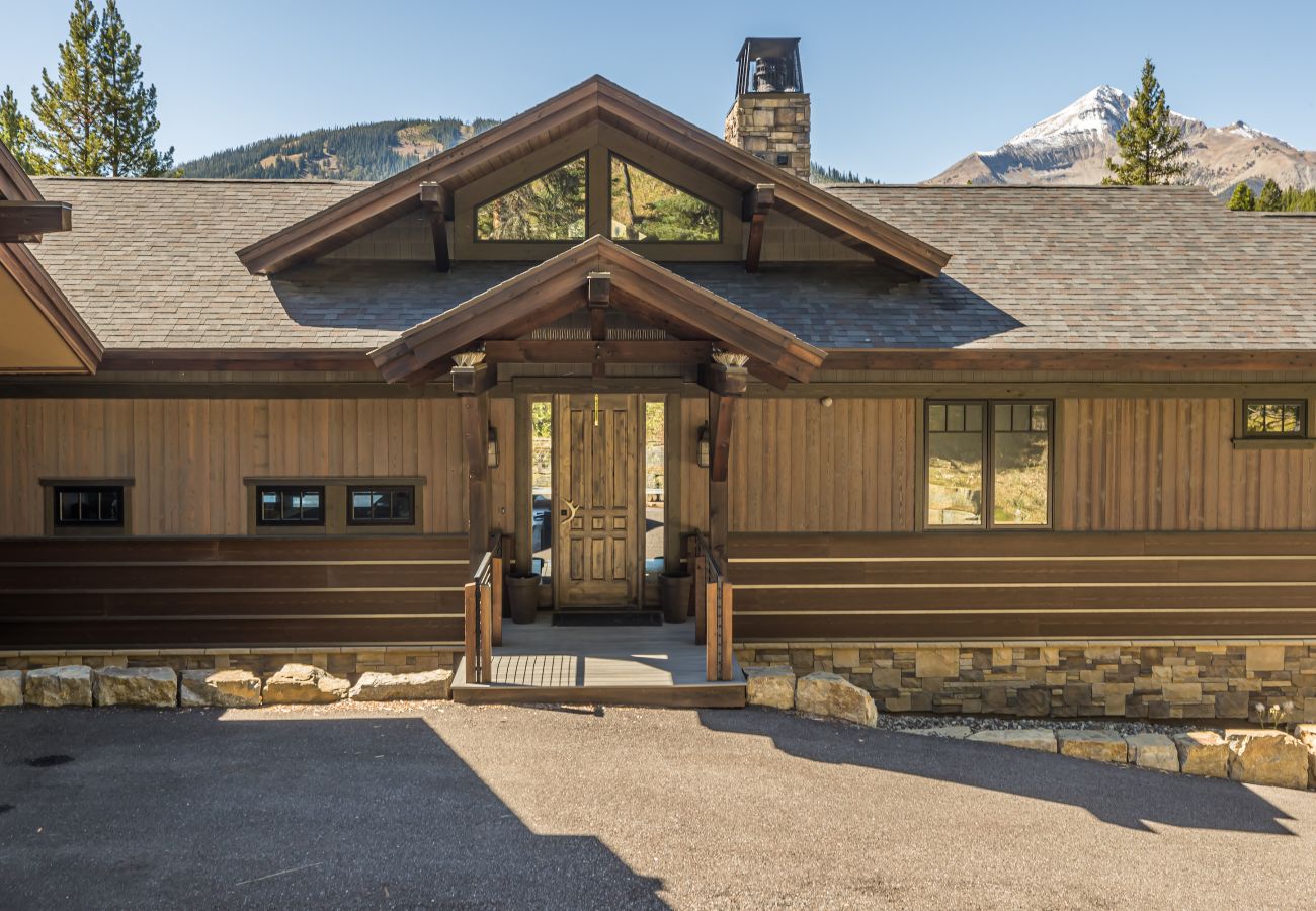 House in Big Sky -  Stunning Big Sky Vacation Home