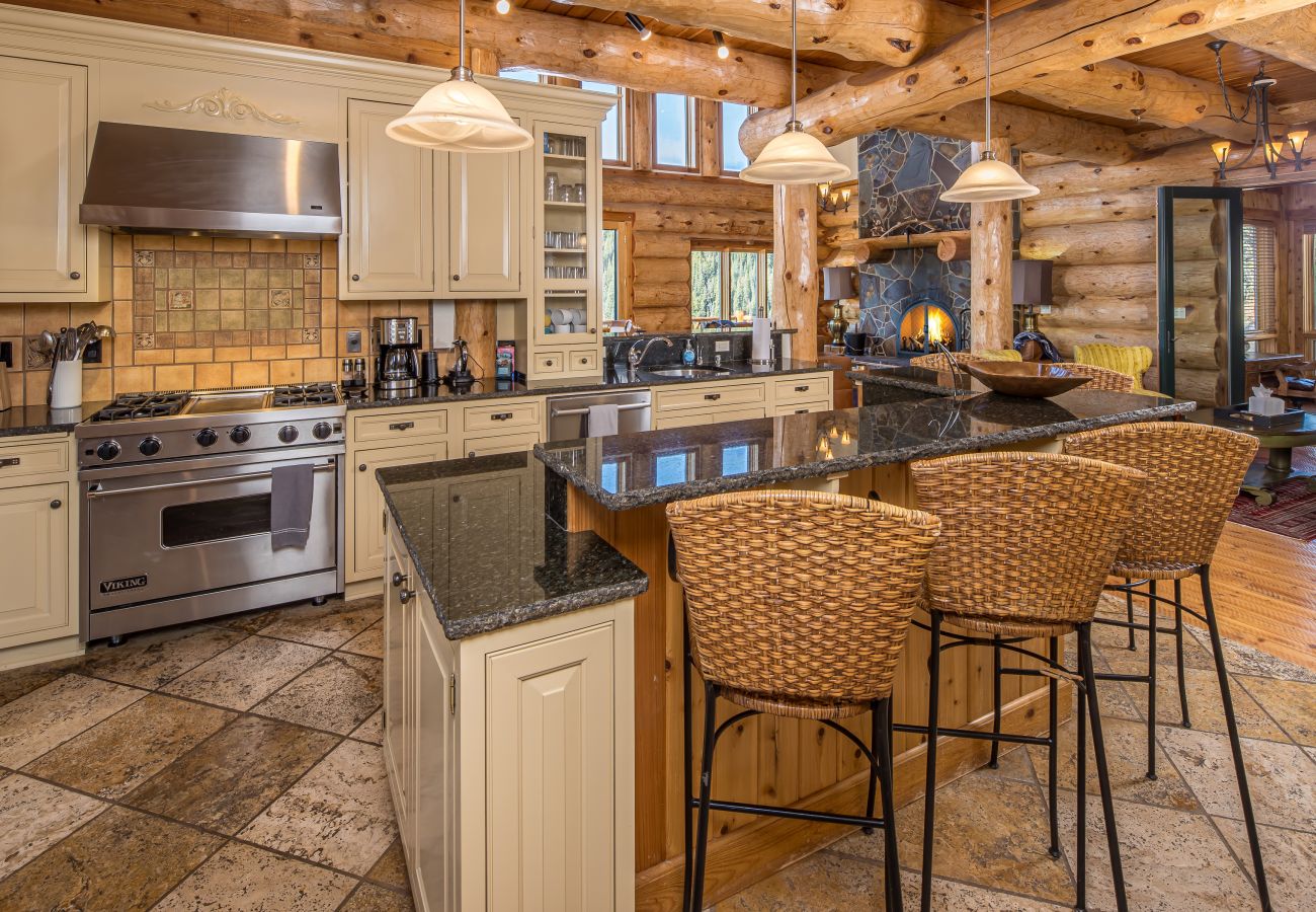 Cabin in Big Sky - Big Sky Beehive Basin Cabin