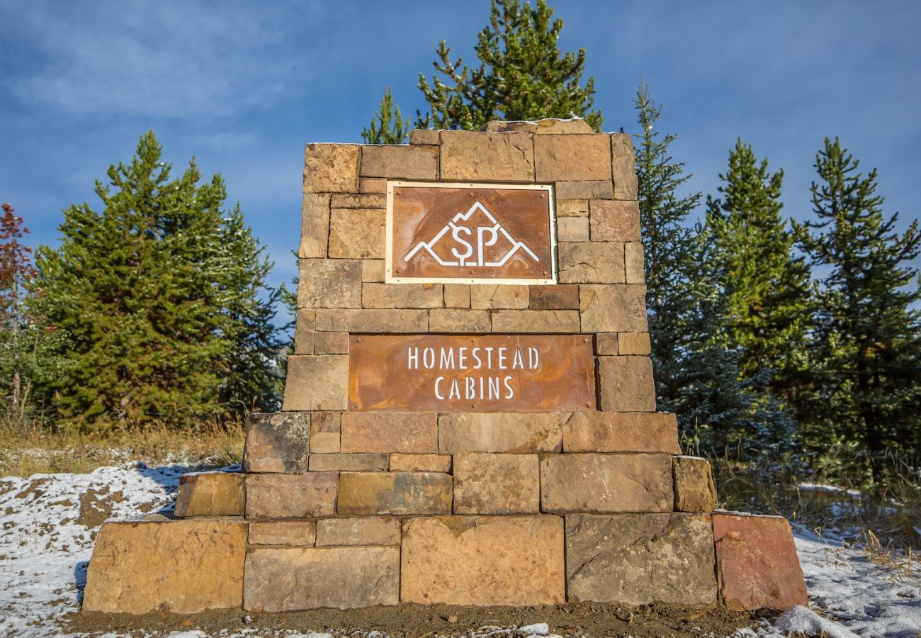 Chalet in Big Sky - New to Market! Vast Ski In/Ski Out Big Sky Chalet