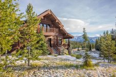 Chalet in Big Sky - New to Market! Vast Ski In/Ski Out Big...