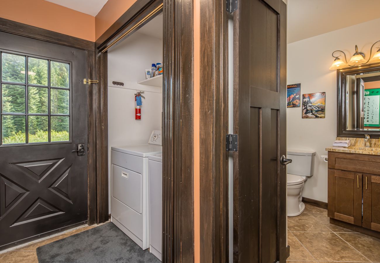 Townhouse in Big Sky - Stylish Big Sky Home