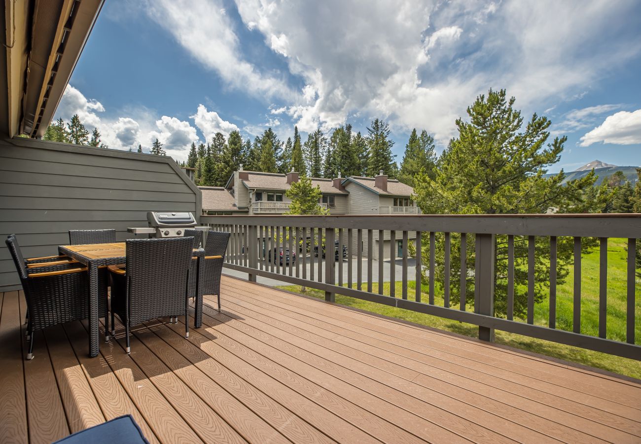 Townhouse in Big Sky - Stylish Big Sky Home