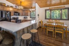 Townhouse in Big Sky - New to Market! Stylish Big Sky Home