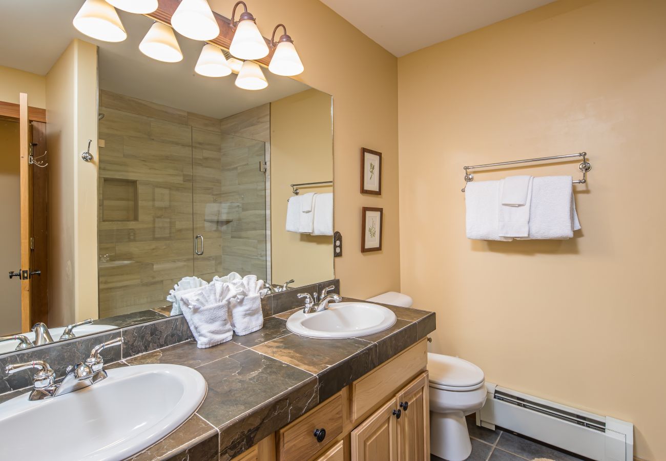 Townhouse in Big Sky - New to Market! Big Sky Town Center Home