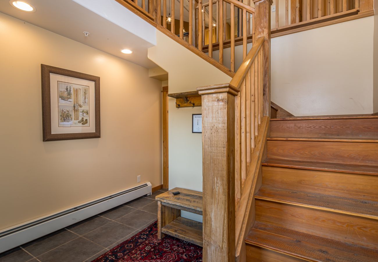 Townhouse in Big Sky - New to Market! Big Sky Town Center Home