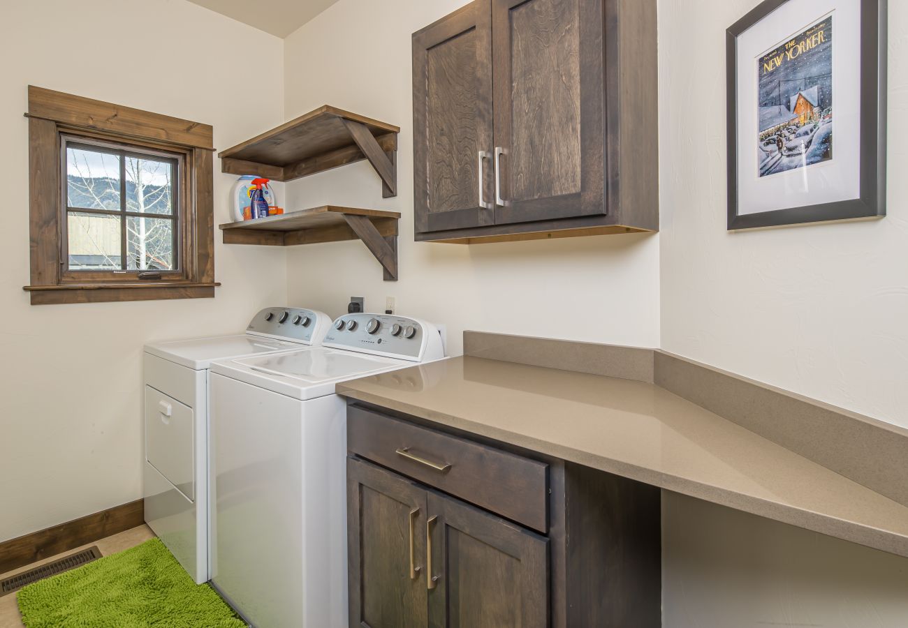 Condominium in Big Sky - New to Market! Big Sky Town Center Retreat
