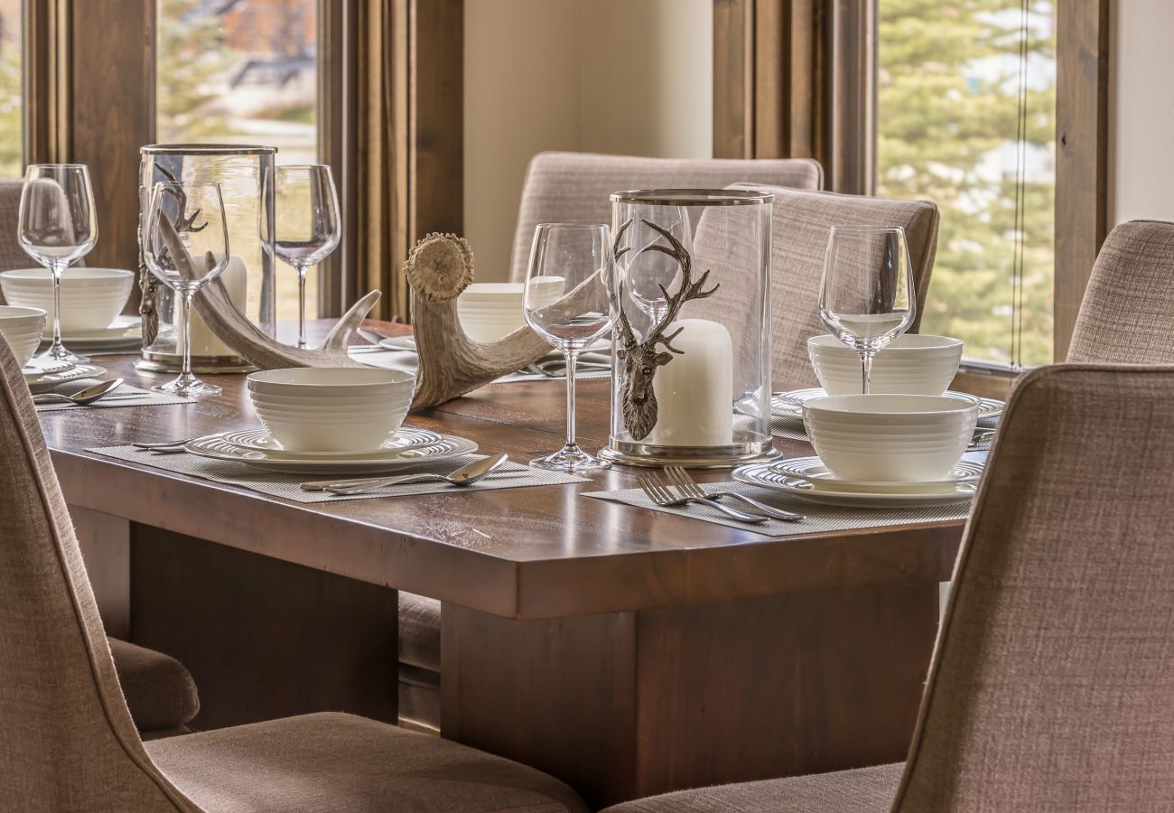 Condominium in Big Sky - New to Market! Big Sky Town Center Retreat