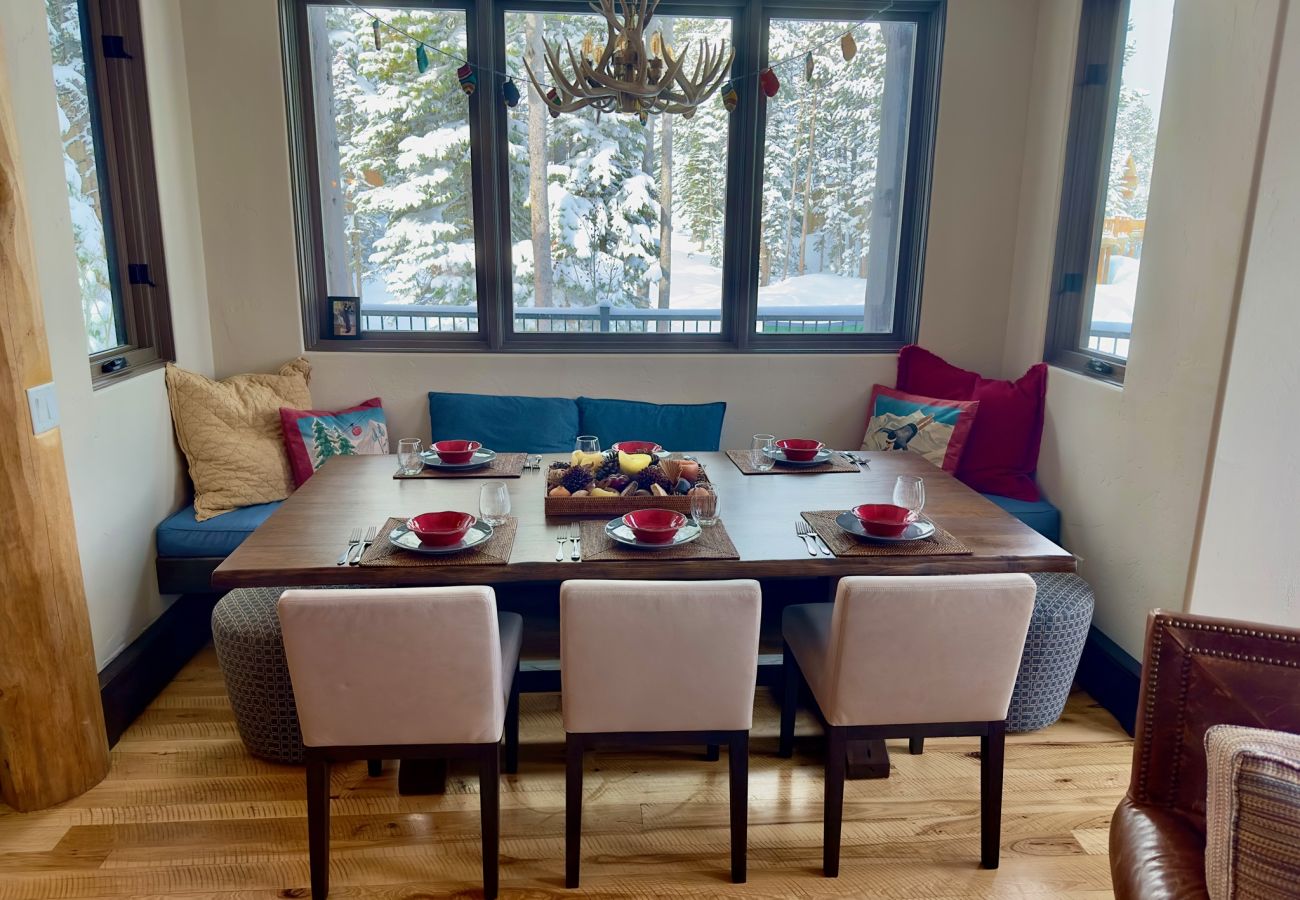 House in Big Sky - New Listing! Slopeside at Cowboy Heaven